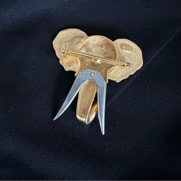 Costume Gold Silver Elephant Head Brooche - Picture 6 of 8